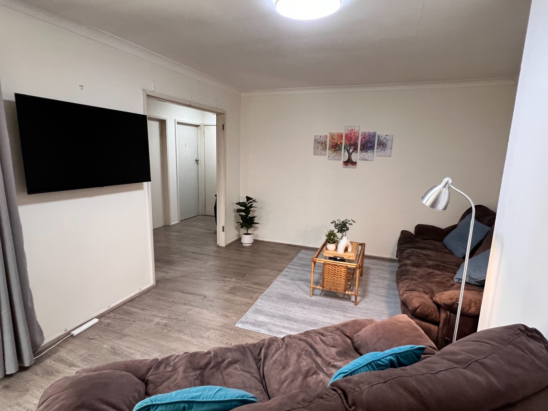 9 rooms in a share house, Mount Waverley, VIC