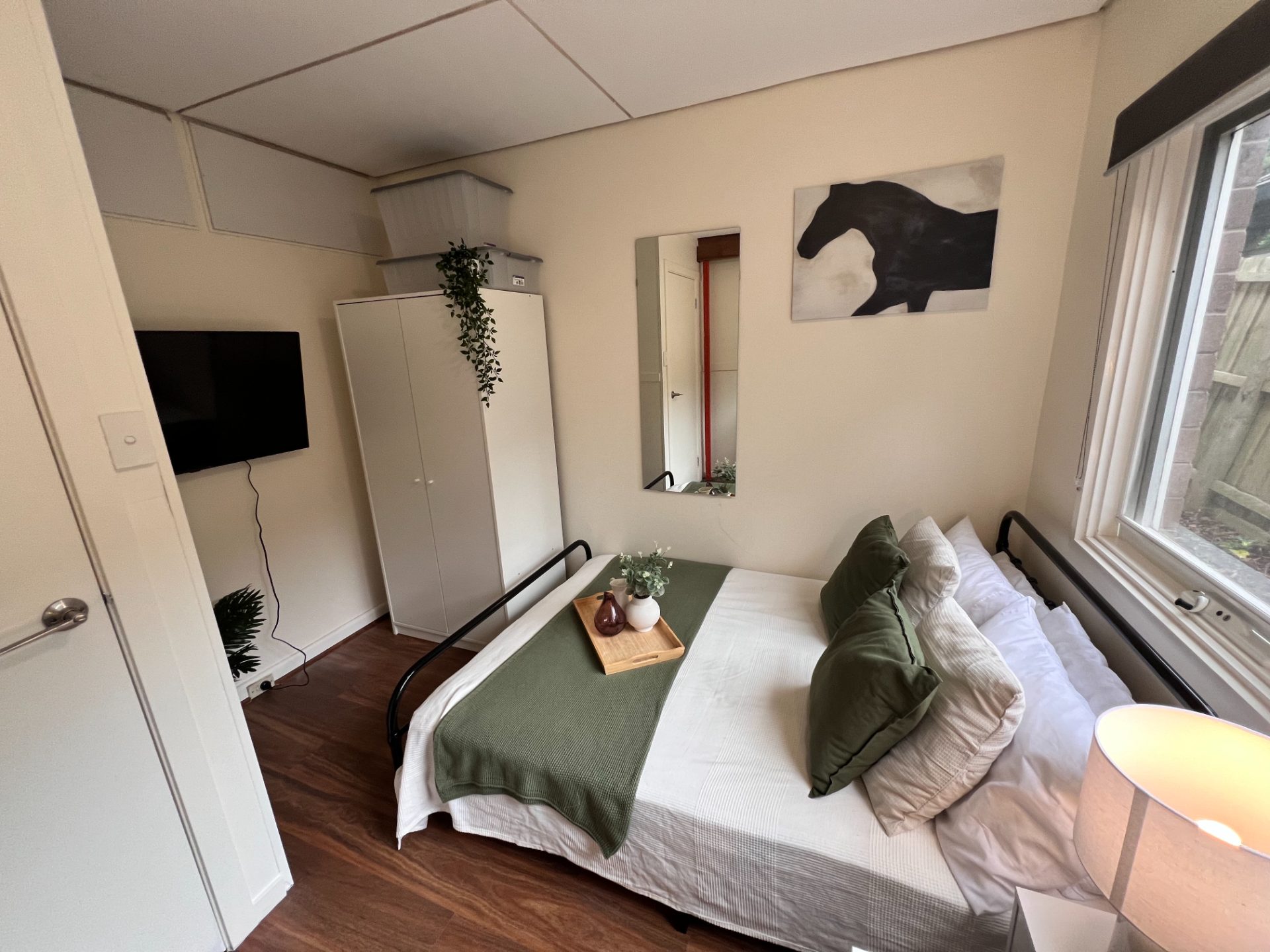 9 rooms in a share house, Burwood, VIC