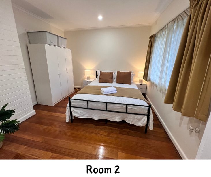 9 rooms in a share house, Burwood, VIC