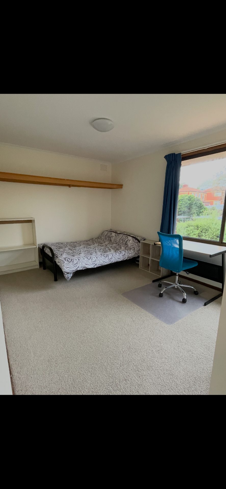 3 rooms in a share house, Box Hill, VIC