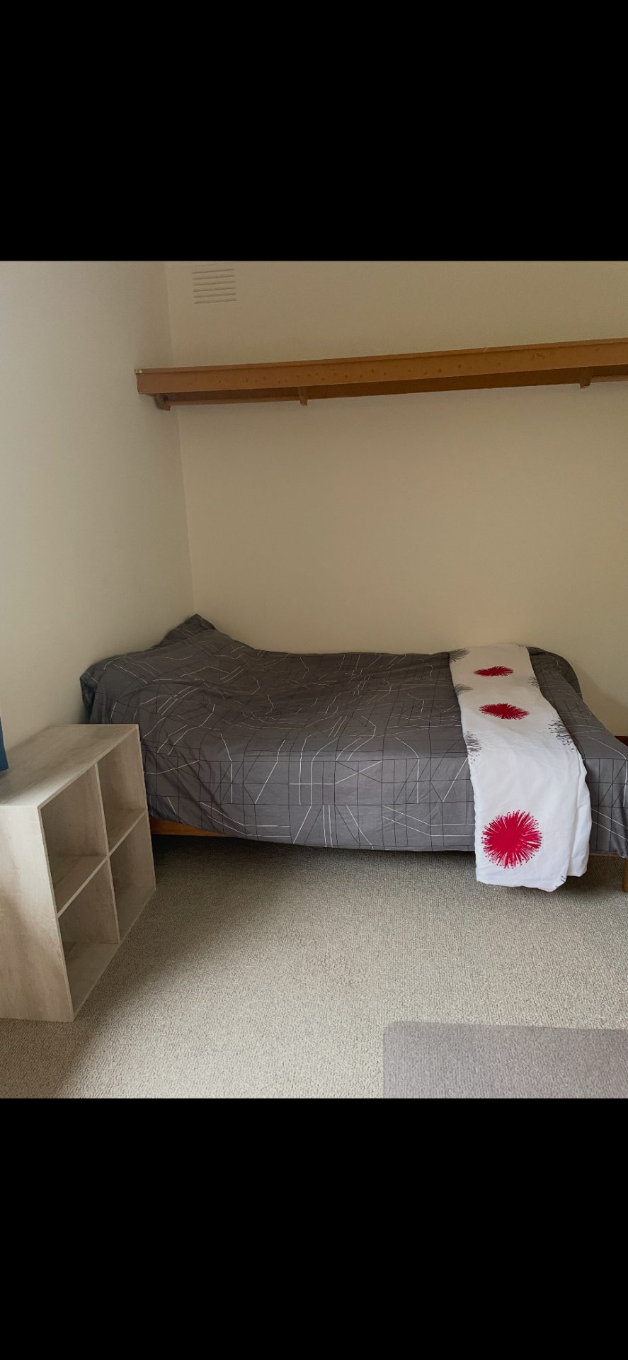 3 rooms in a share house, Box Hill, VIC