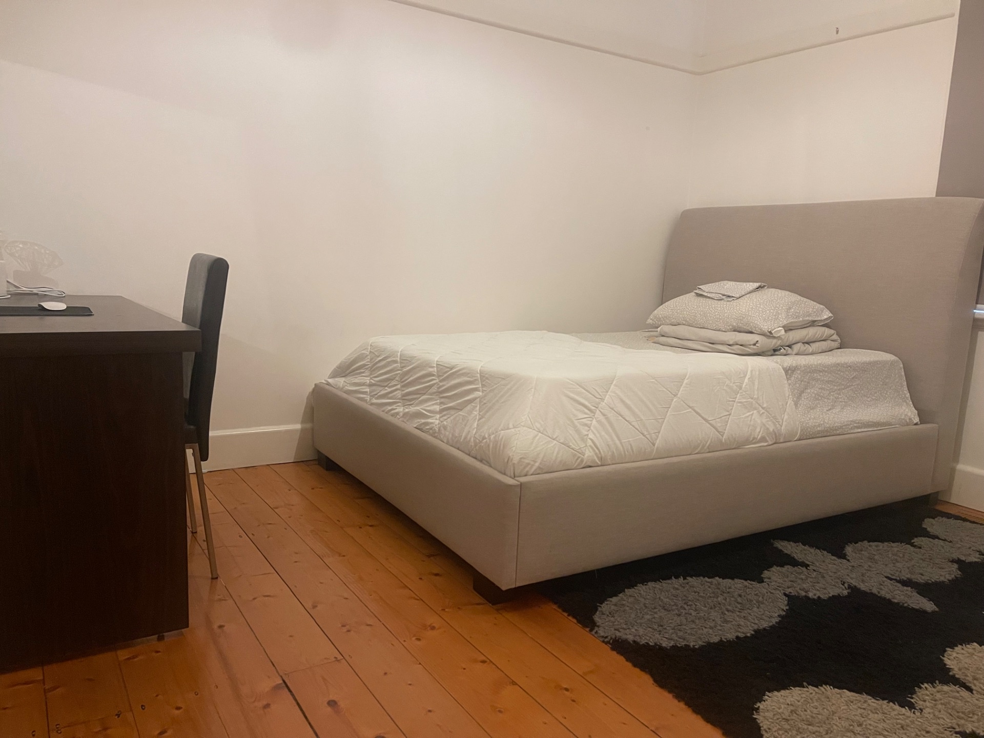 4 rooms in a share house, Hughesdale