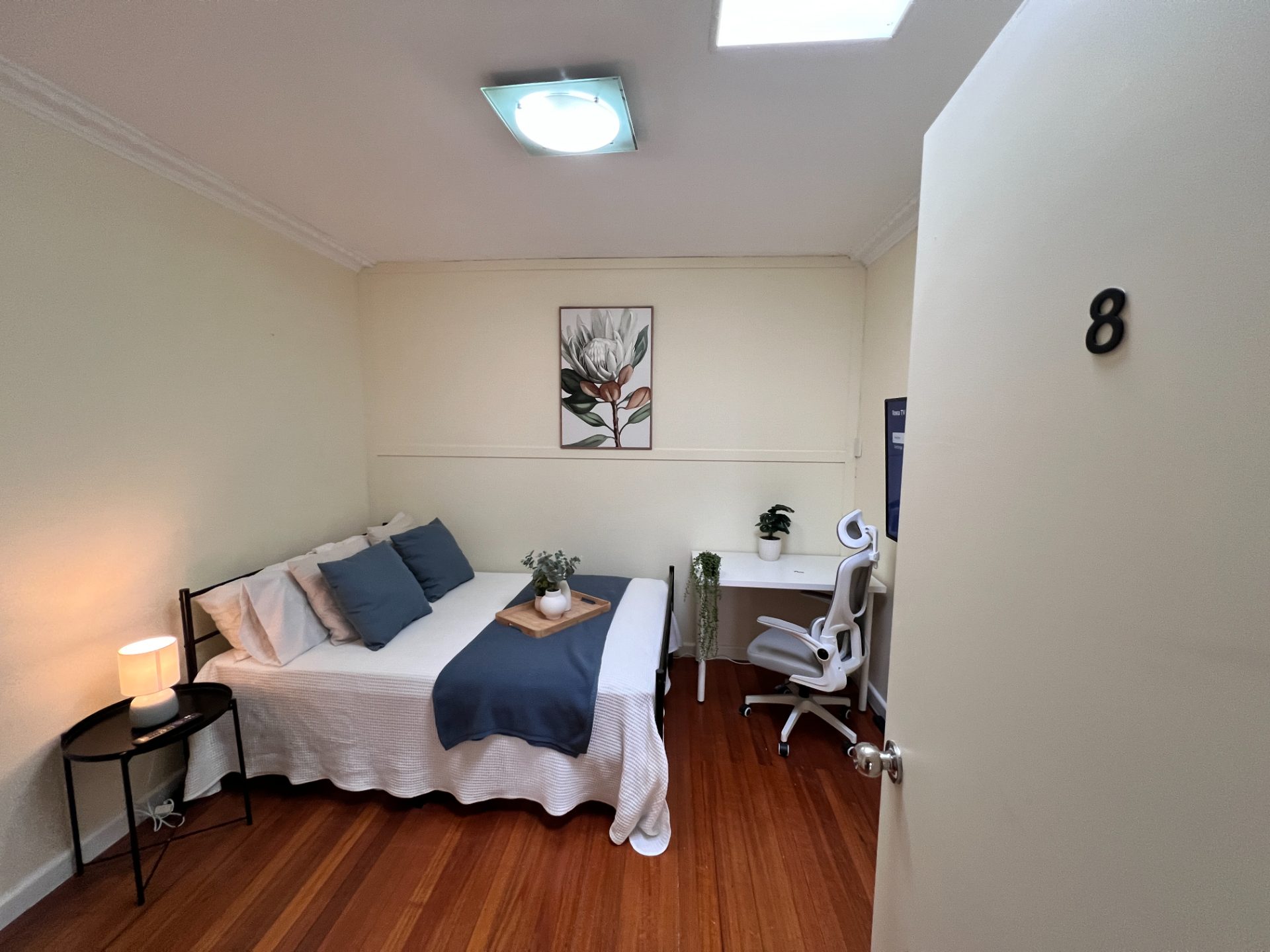 1 room available in a share house, Burwood East, VIC