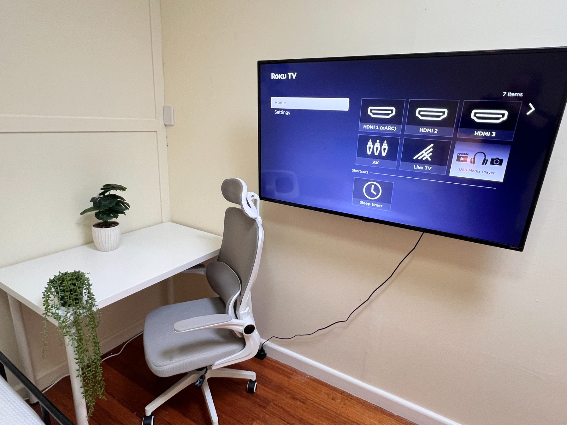 1 room available in a share house, Burwood East, VIC