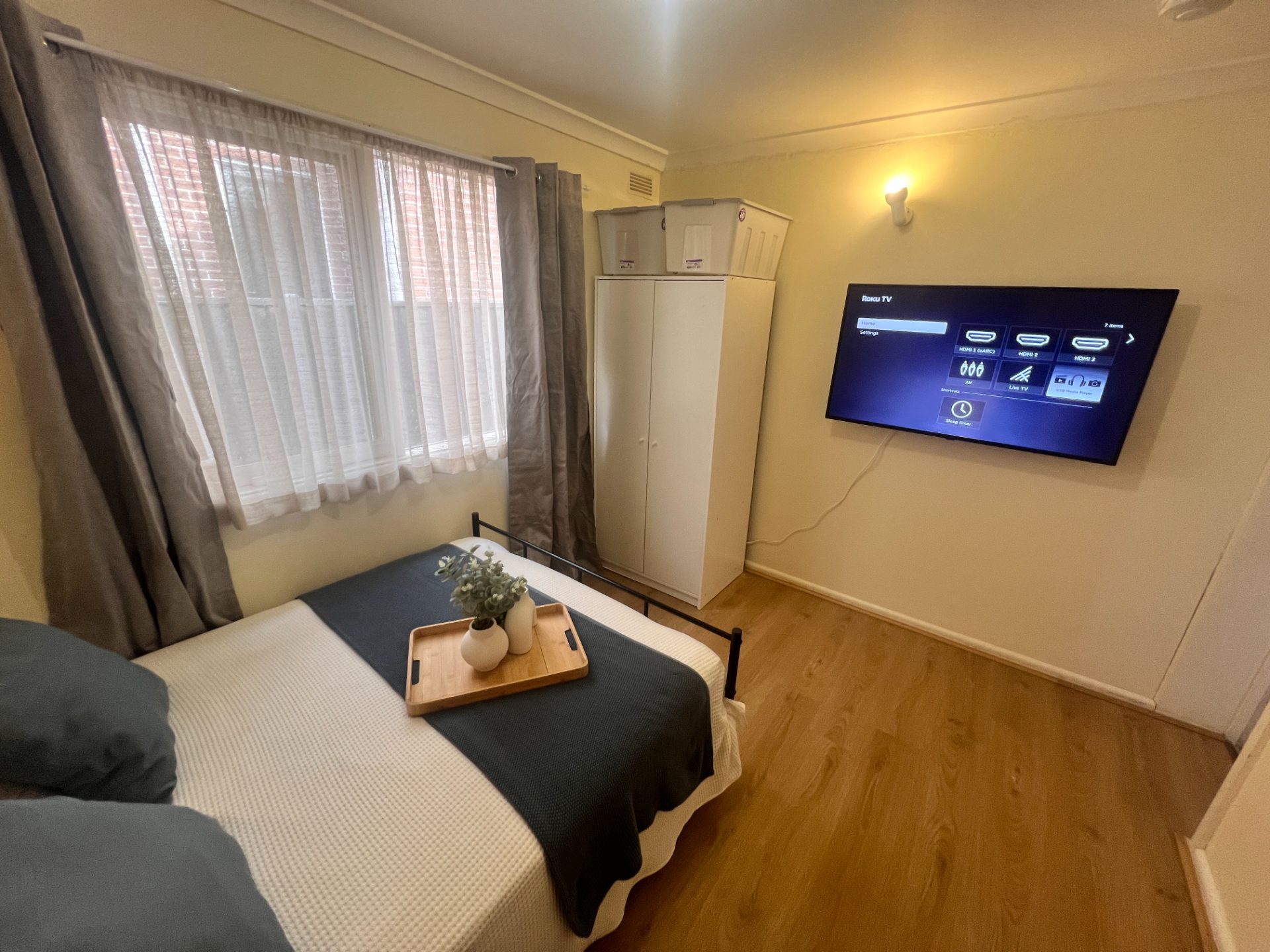 1 room available in a share house, Burwood East, VIC