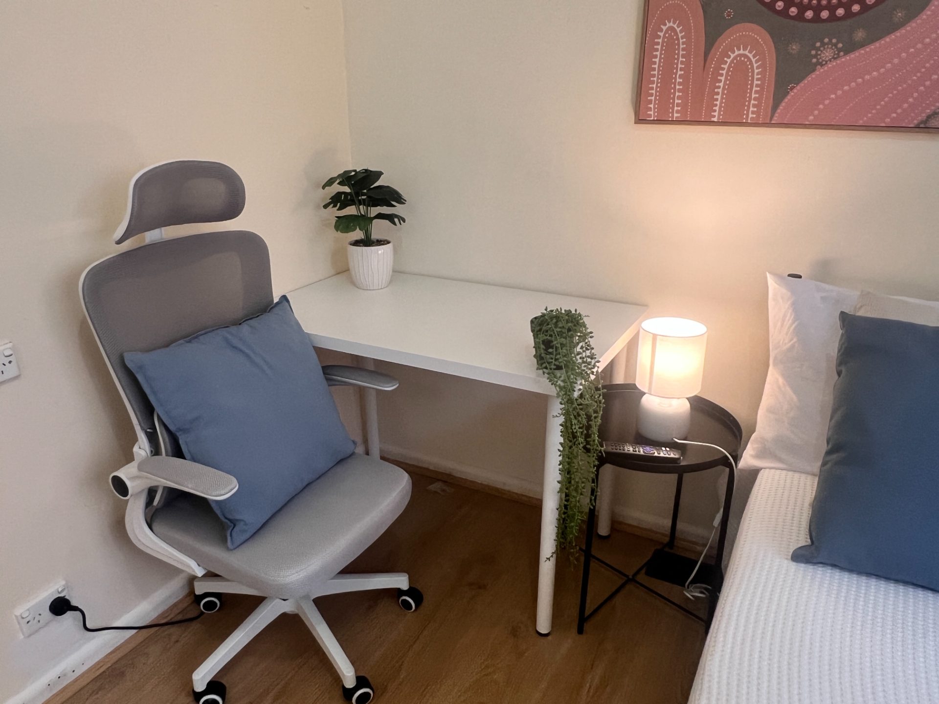 1 room available in a share house, Burwood East, VIC