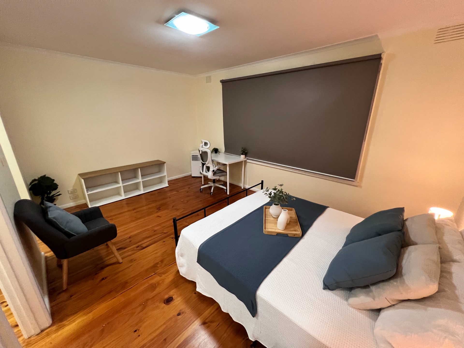1 room available in a share house, Burwood East, VIC