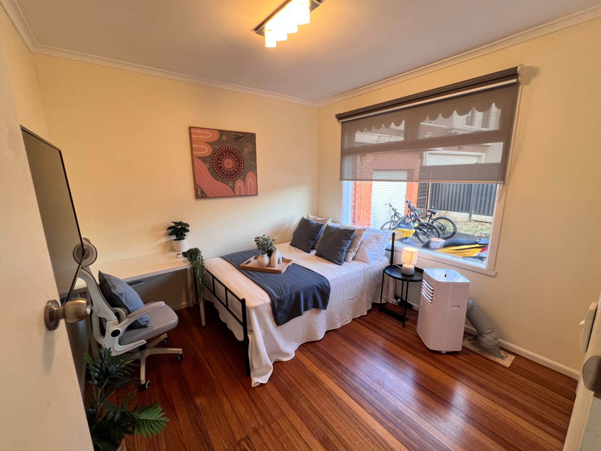 1 room available in a share house, Burwood East, VIC