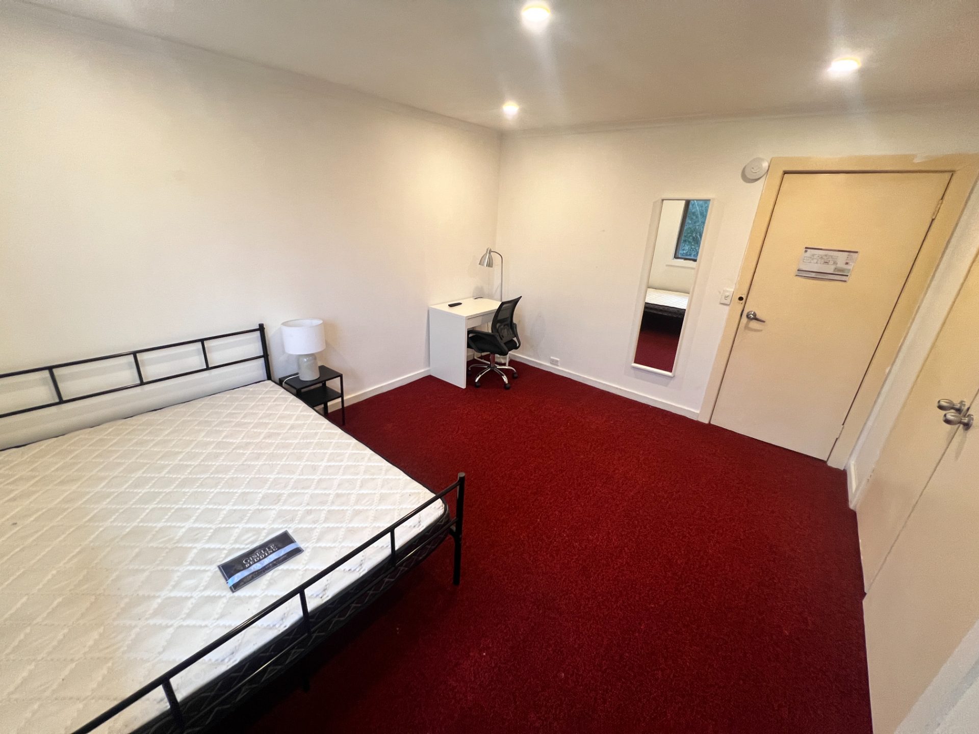 1 room available in a share house, Boronia, VIC