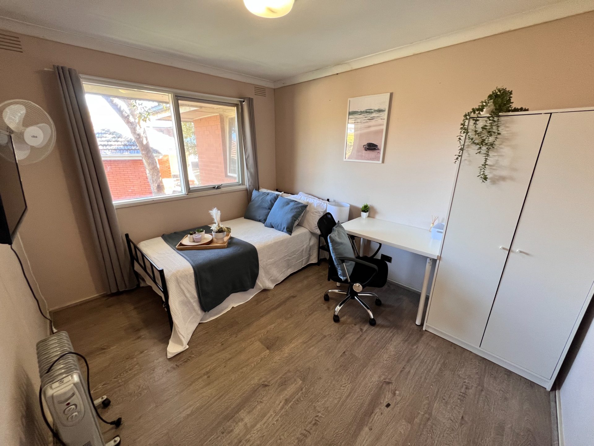 1 room available in a share house, Mount Waverley, VIC