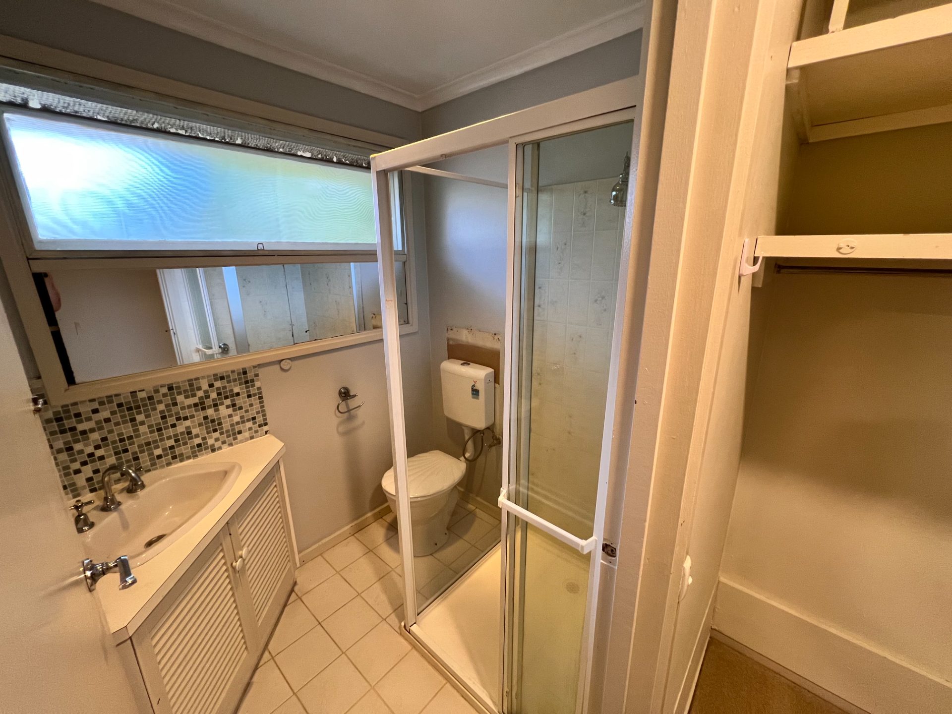 1 room available in a share house, Glen Waverley, VIC