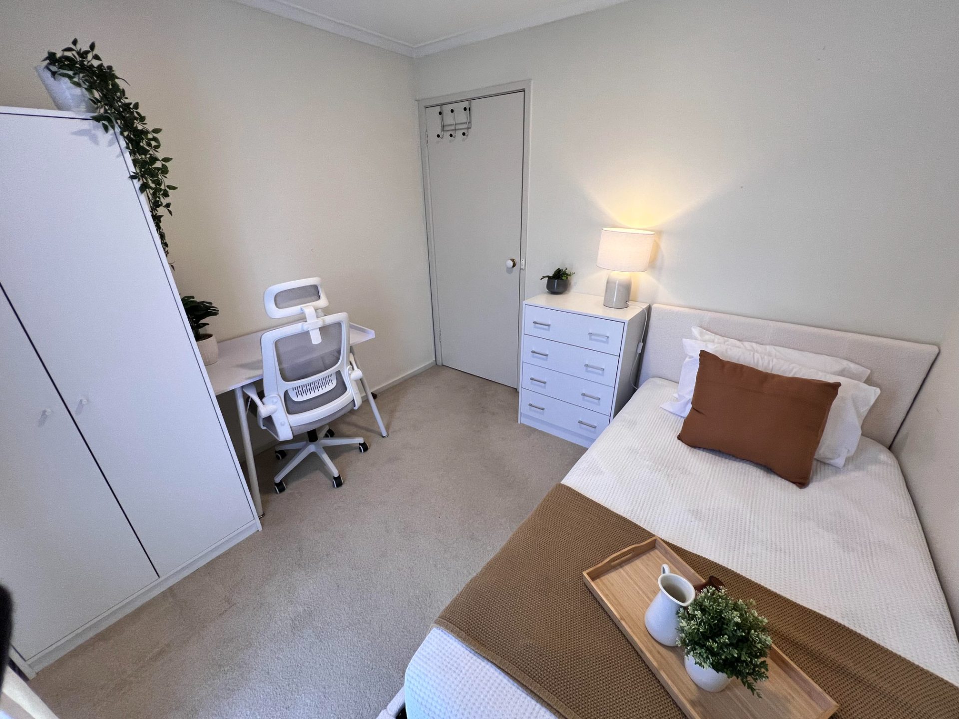 1 room available in a share house, Glen Waverley, VIC