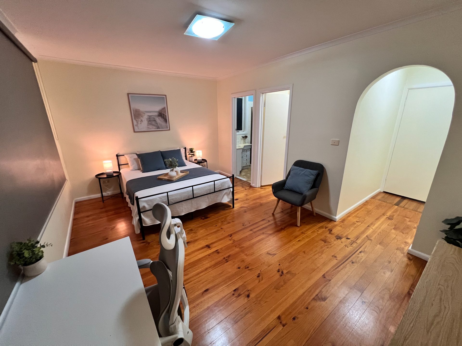 1 room available in a share house, Burwood East, VIC