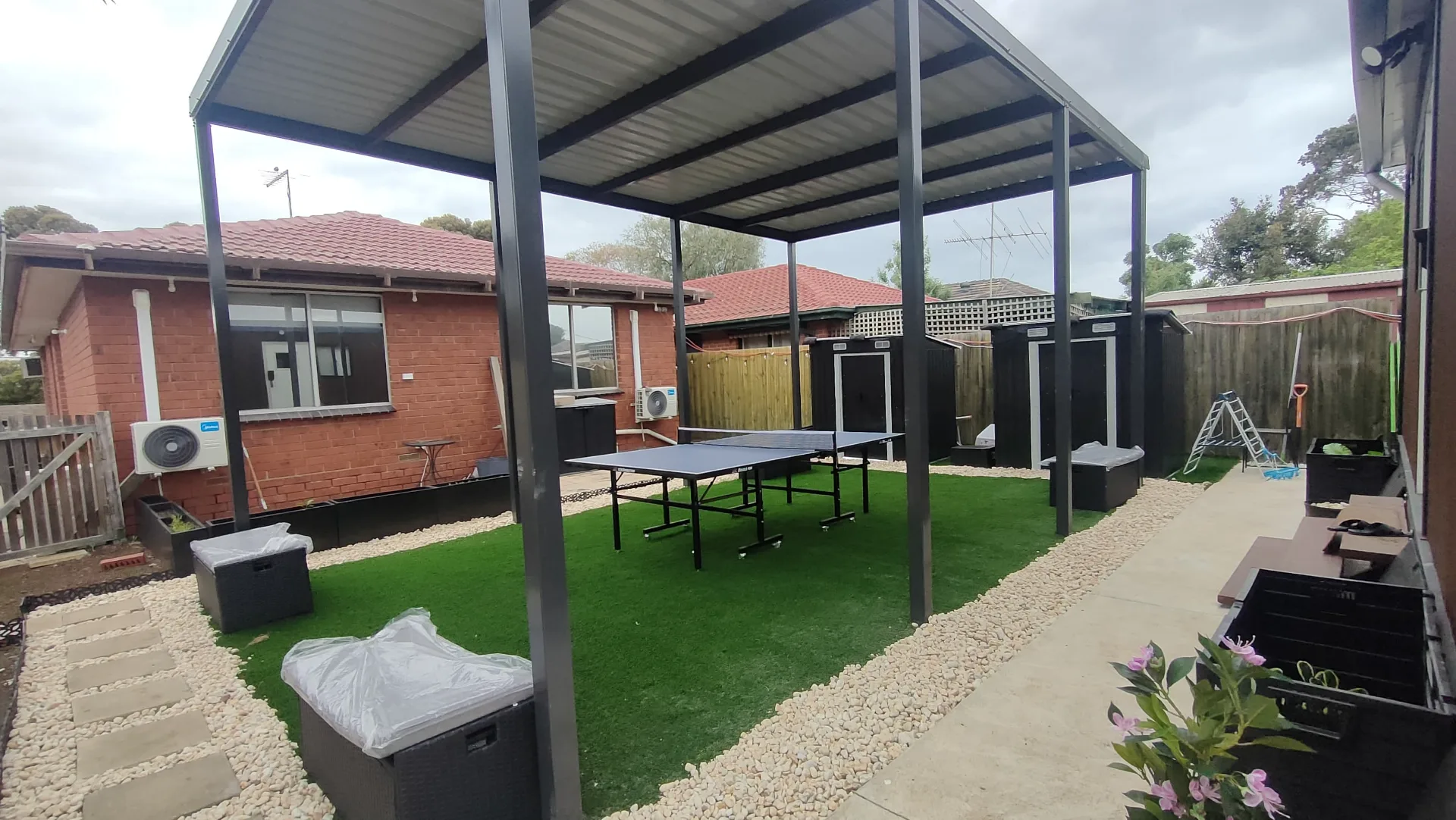 2 rooms available in a share house, Laverton, VIC