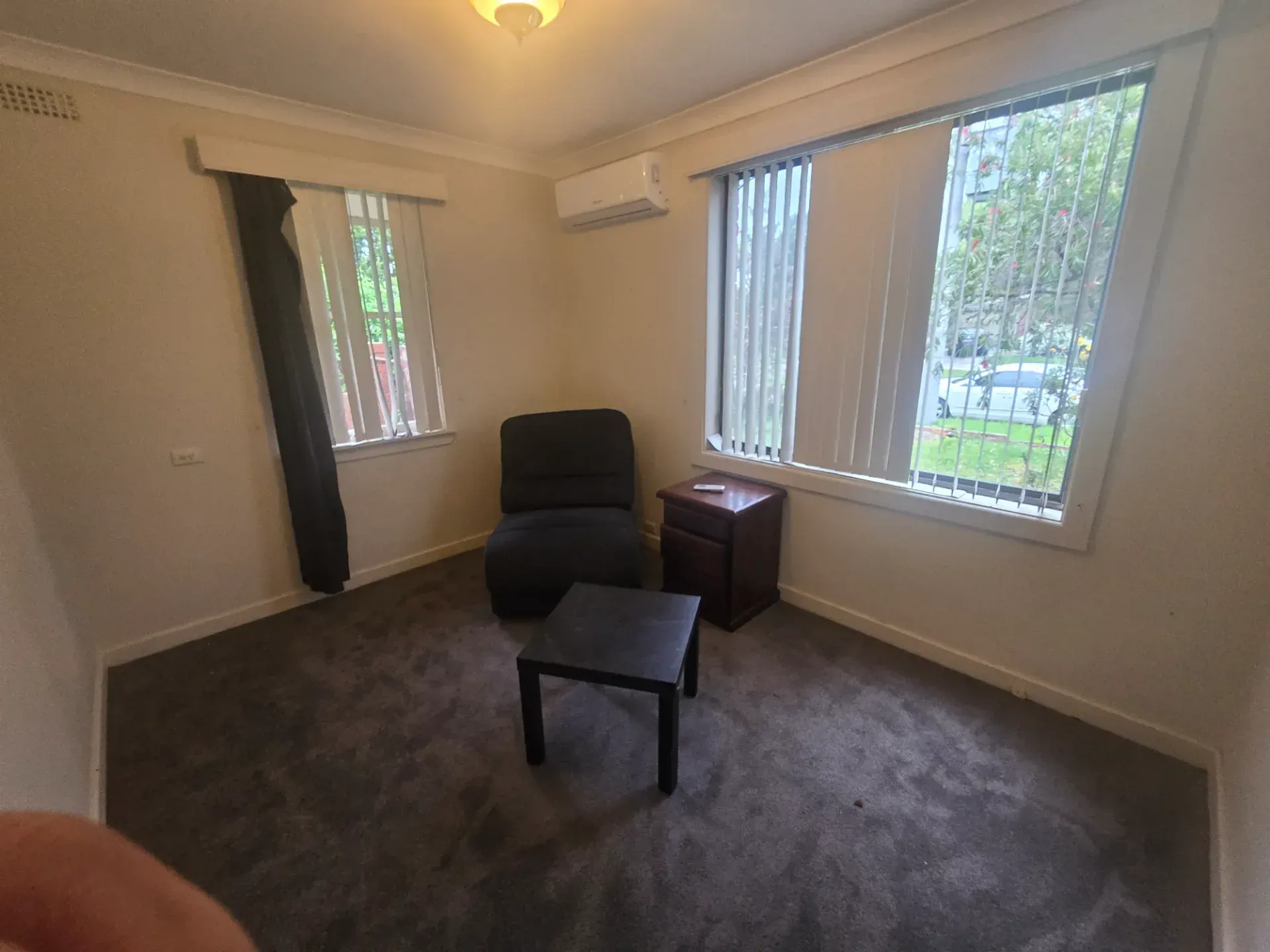 1 room available in a share house, Heidelberg West, VIC