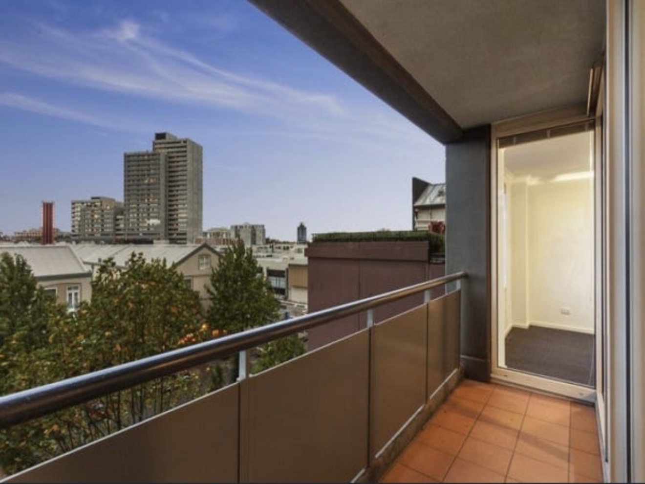 1 room available in a share house, Southbank, VIC