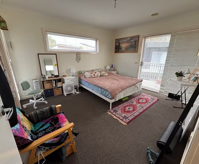 1 room available in a share house, Caroline Springs, VIC
