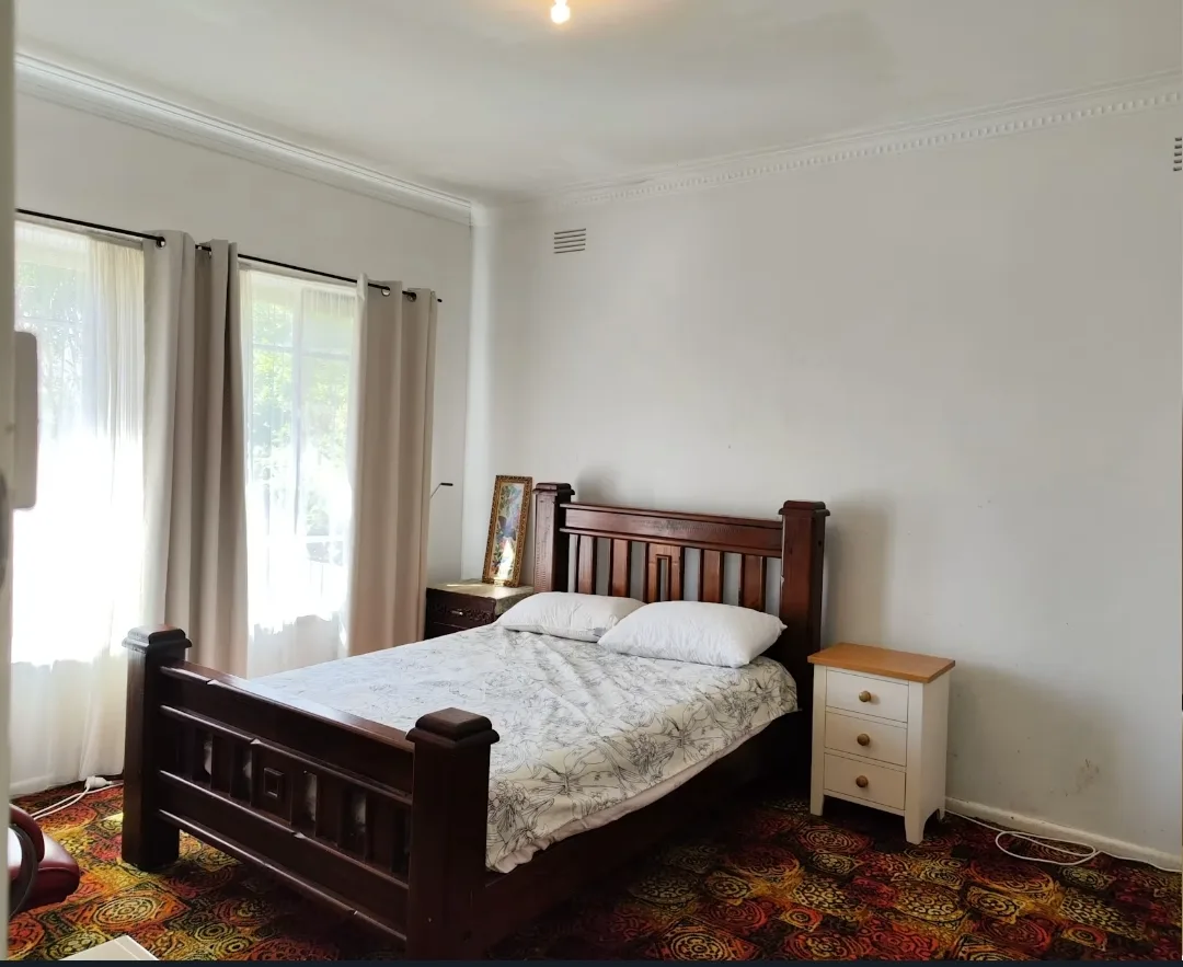 2 rooms available in a share house, Reservoir, VIC