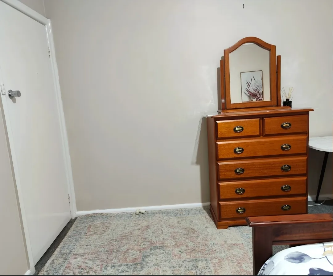 1 room available in a share house, Reservoir, VIC