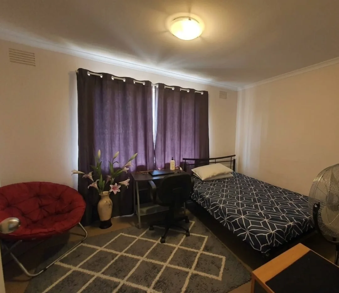 1 room available in a share house, Clayton, VIC
