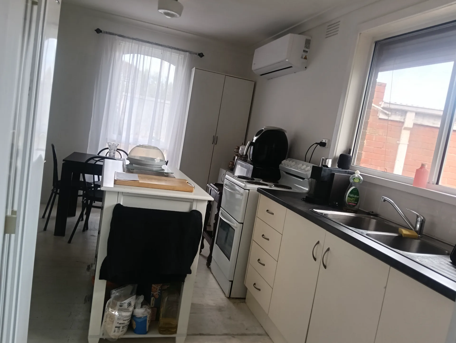 1 room available in a share house, Ardeer, VIC