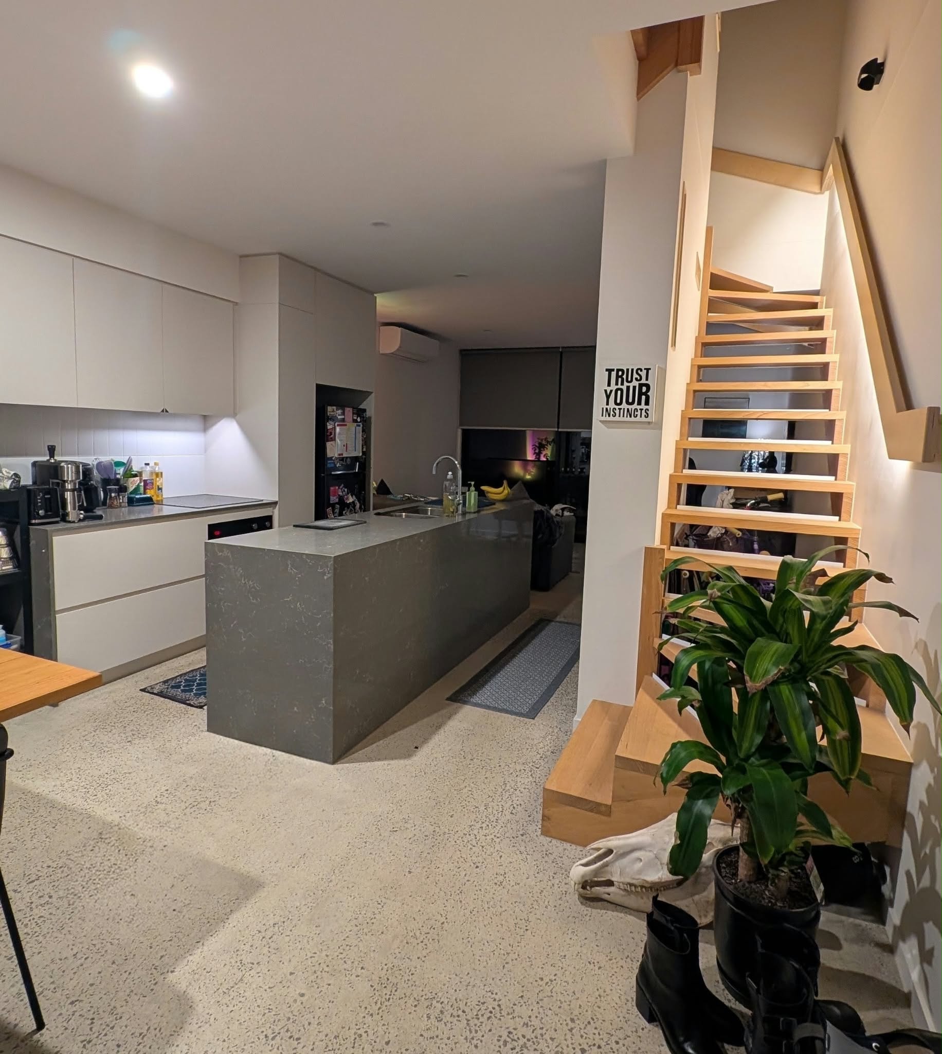 1 room available in a share house, Thornbury, VIC