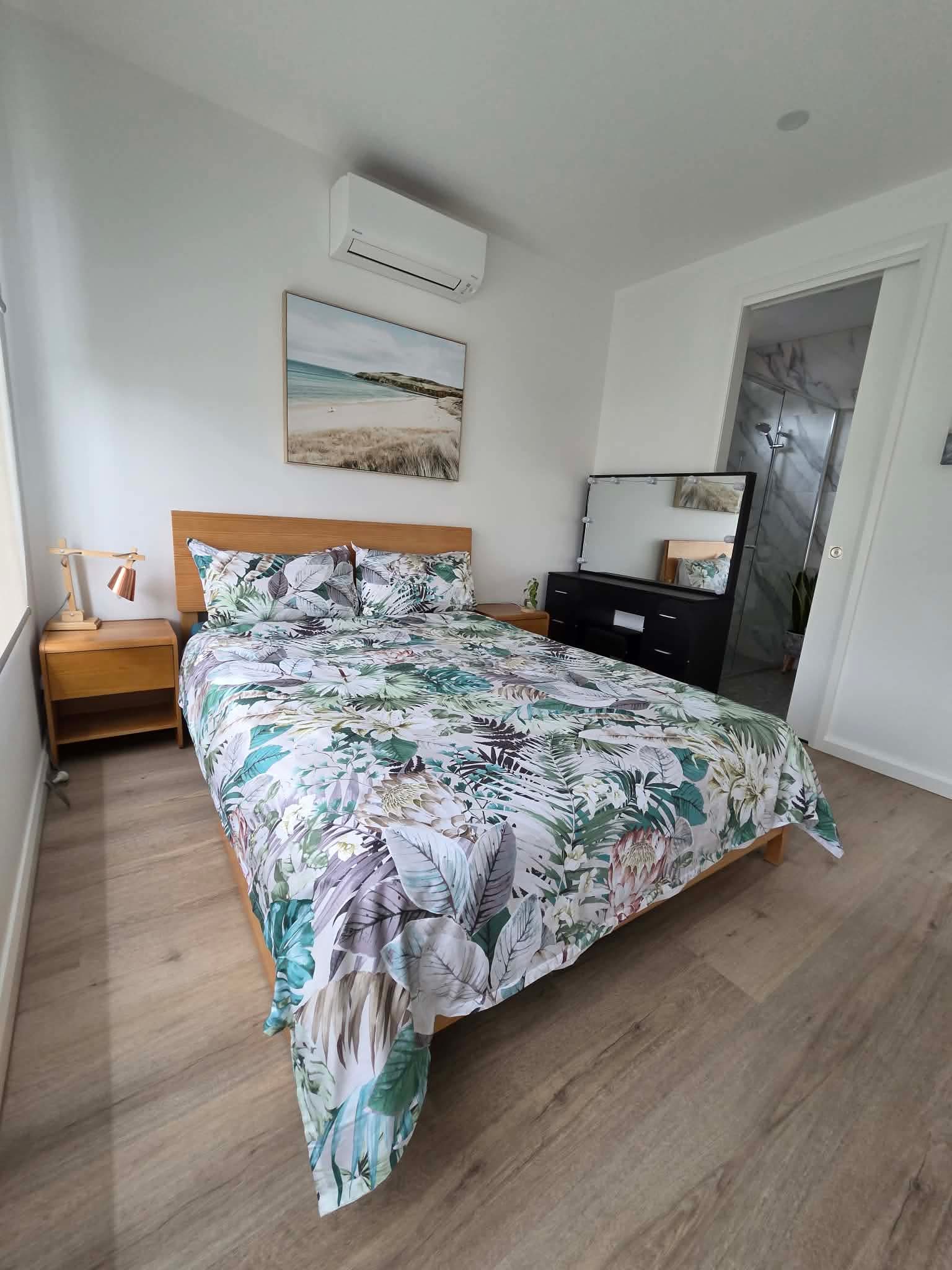 1 room available in a share house, Seaford, VIC